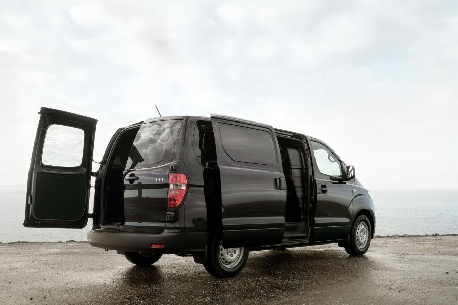  Hyundai H-1 Van (TQ) 2018 года  (EU) (фото 3 из 6)